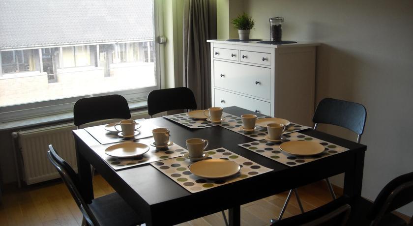 Apartment House *