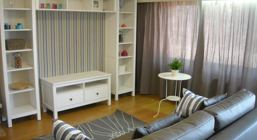 House Apartment *